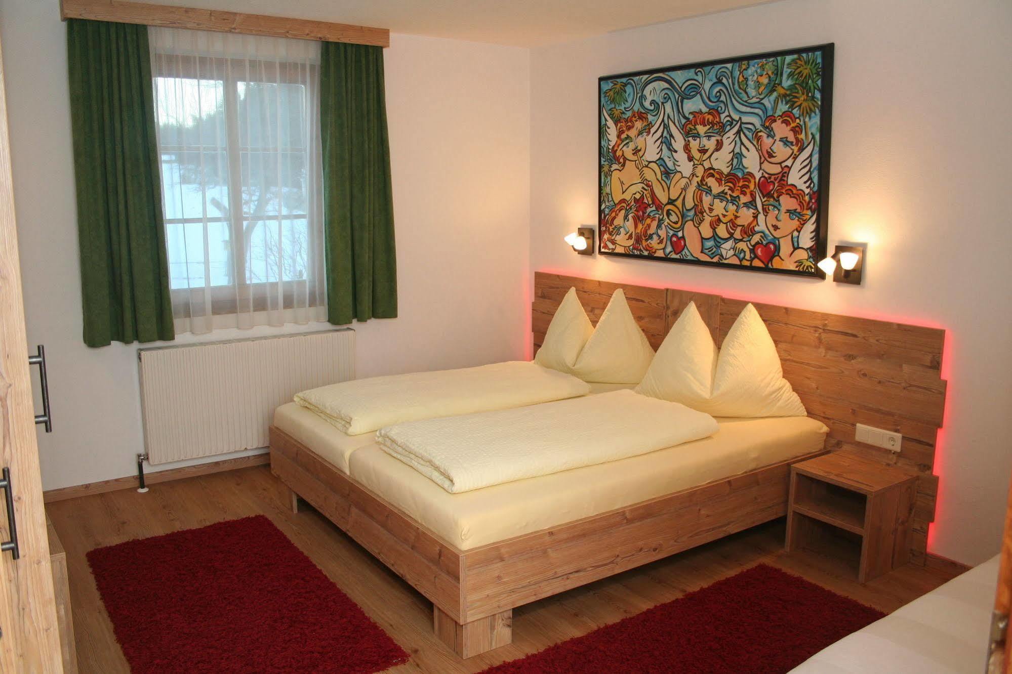 Nattererboden Hotel Natters Eksteriør billede